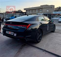 هیۆندای ئەلەنترا